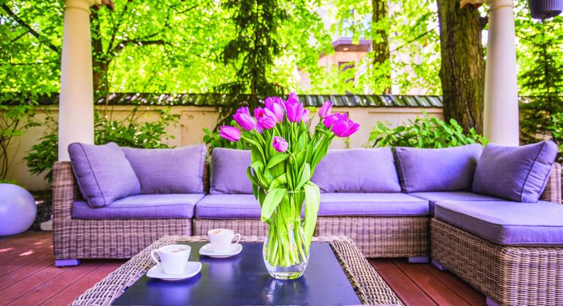 Outdoor Entertaining