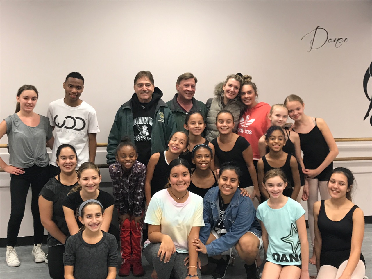 Mayor Makes A Visit To Elite Dance Studio - Long Island Media Group