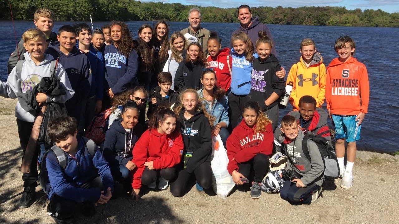 Islip Middle Schoolers Learn To Be Conservationists at Carlls River