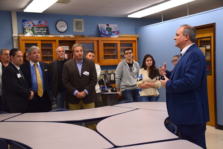 Kennedy Alumni Gifts $15,000 In Science Equipment