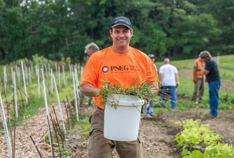Brian Kurtz of Commack Plants Seeds of Hope on Hunger Action Day®