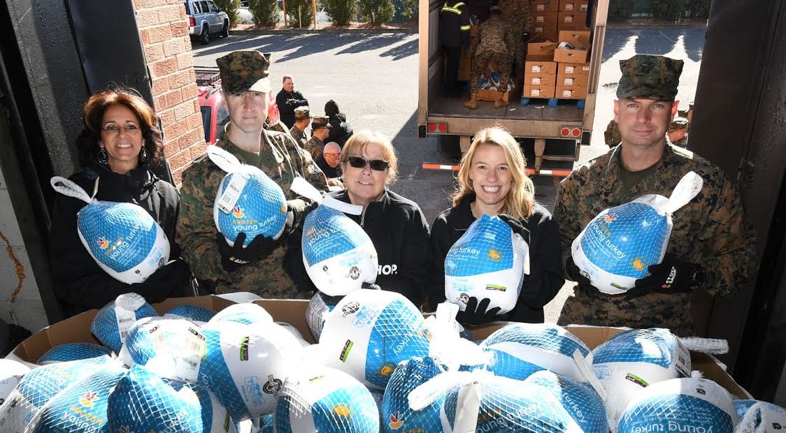 U.S. Marines Who Served in Iraq and Afghanistan Unload 2,000 Thanksgiving Turkeys that Stop &#038; Shop Donated to Island Harvest and Long Island Cares to Battle Hunger on Long Island