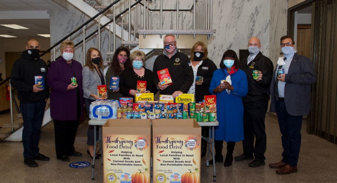 Hempstead Town and CSEA Local 880 Team with “For the Love of Pete’s Pantry” of Seaford to Host Thanksgiving Food Drive