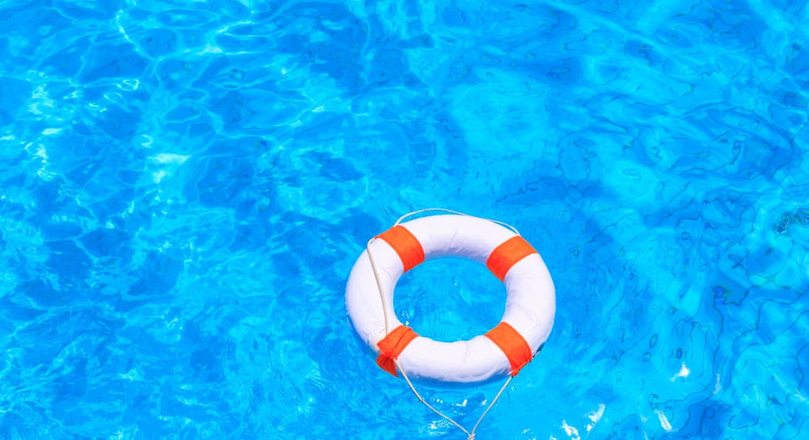 Town Seeks Summer Lifeguards For Local Pools &#038; beaches