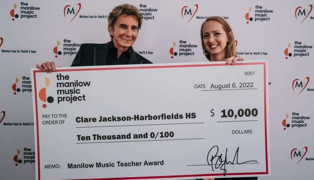 Harborfields High School Music Teacher Wins Manilow Music Award