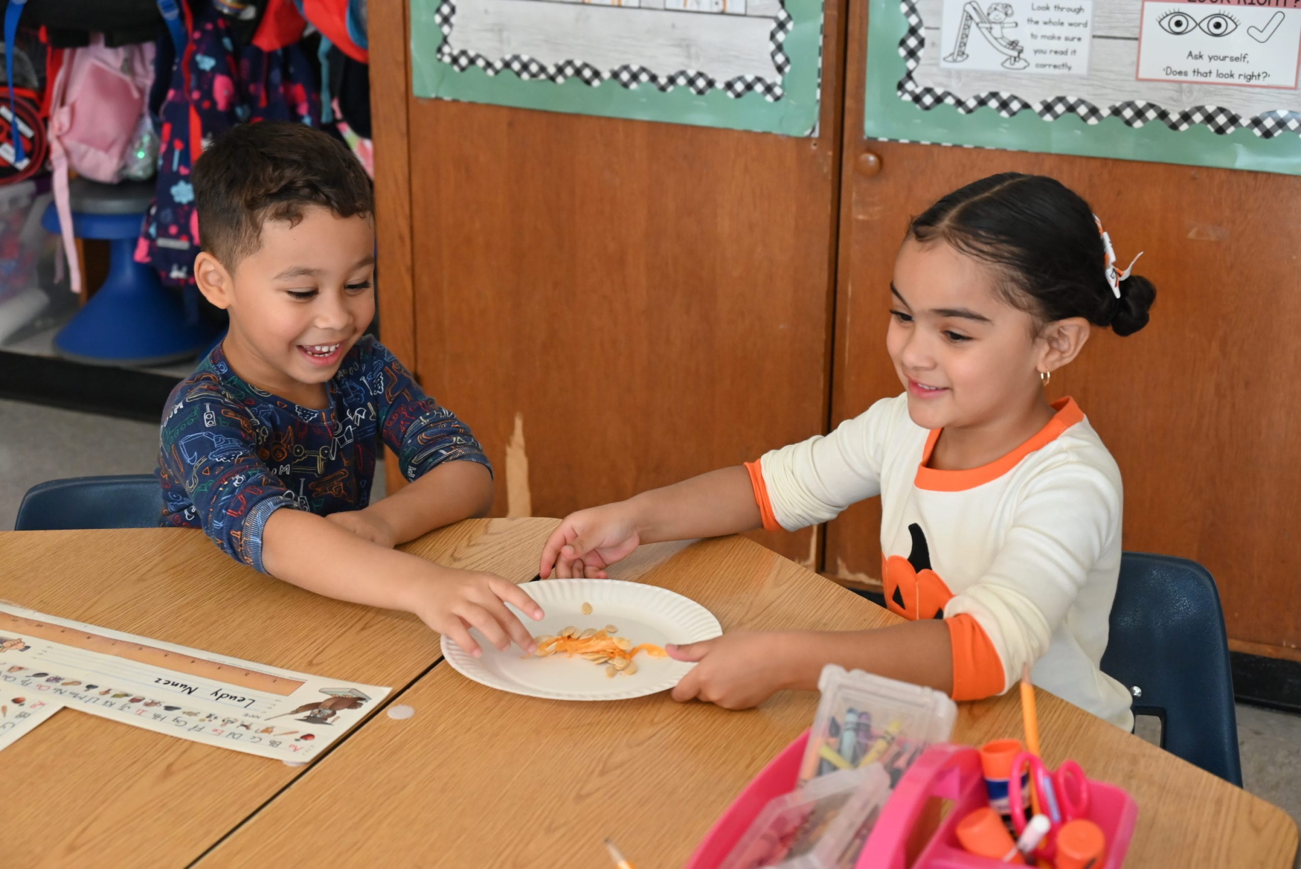 Great Neck Road Elementary School Participate In Pumpkin Investigations