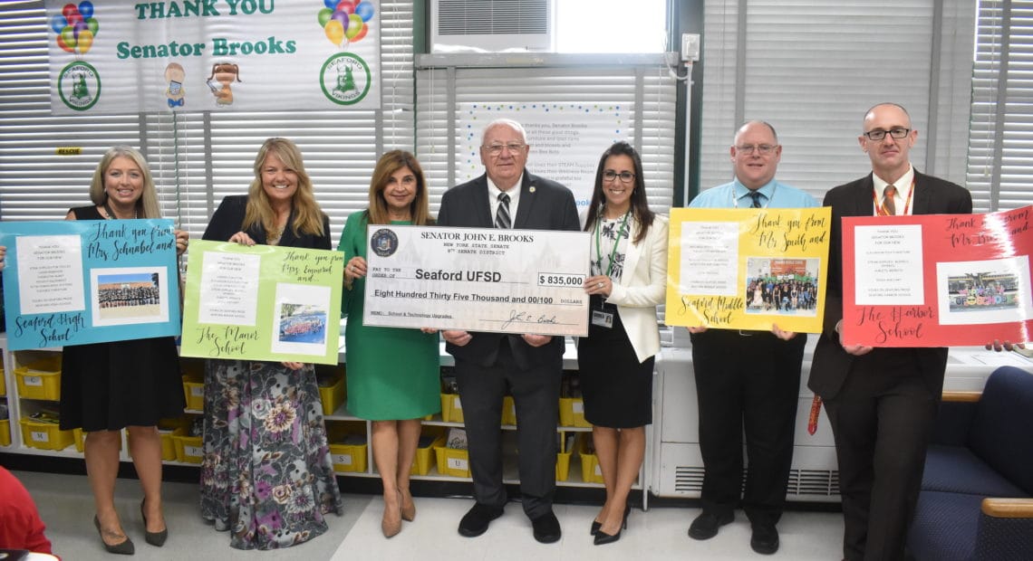 Grant Funds New Learning Resources At All Seaford Schools