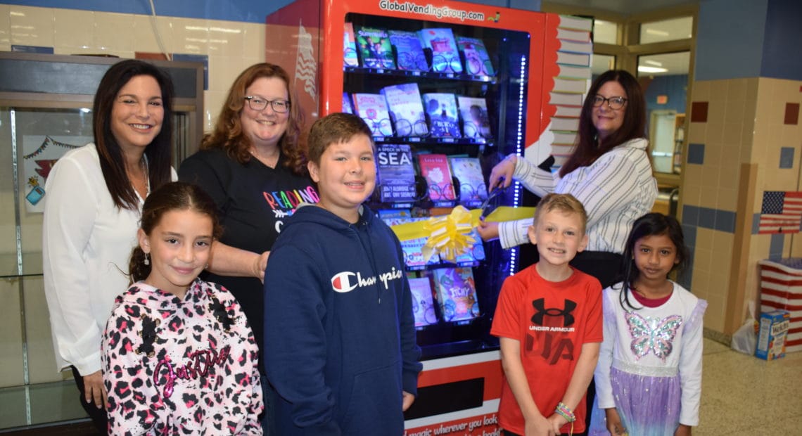 Vending Machine Provides Book Choices For Connetquot Students