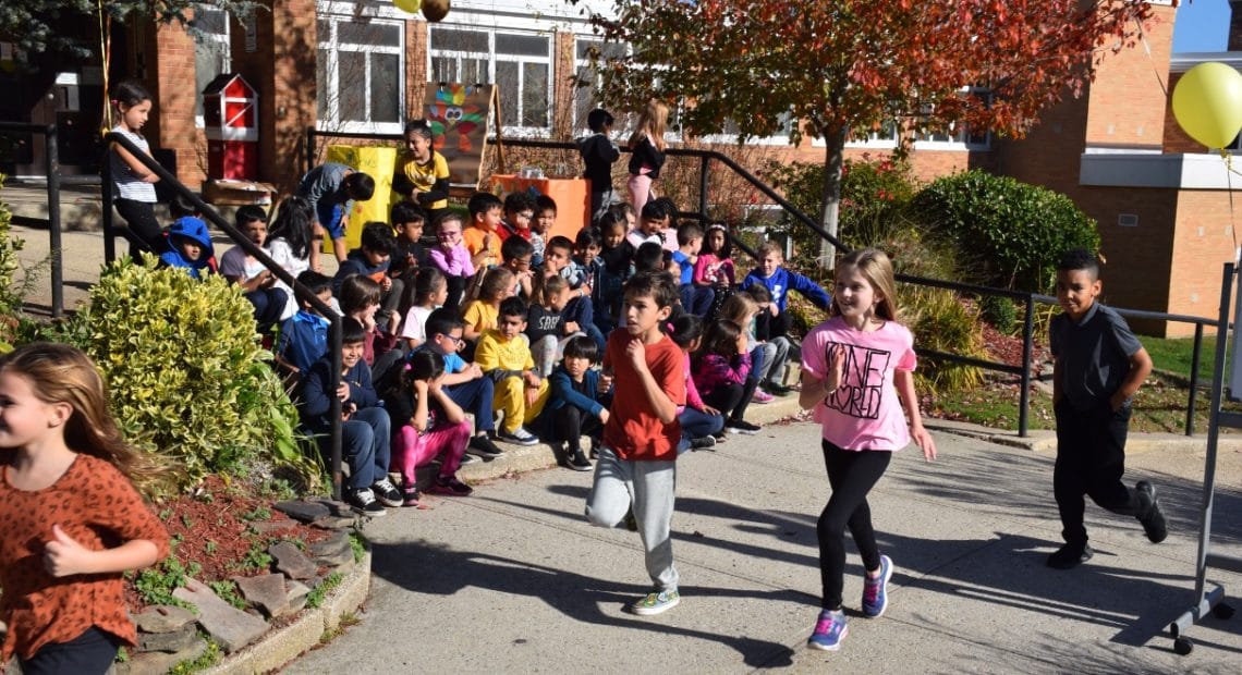 Parkway Elementary School Students Participate In Annual Turkey Trot