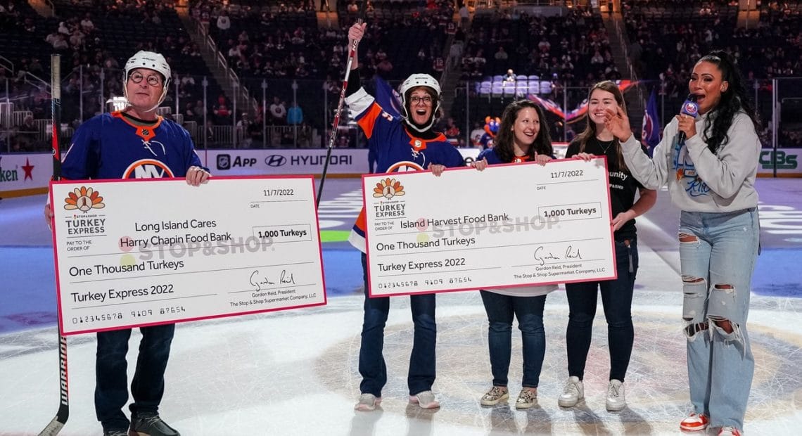 Stop &#038; Shop Donates 2,000 Thanksgiving Turkeys To Island Harvest Food Bank And Long Island Cares, Inc. The Harry Chapin Food Bank During The First Intermission Of The Islanders-Calgary Flames Game