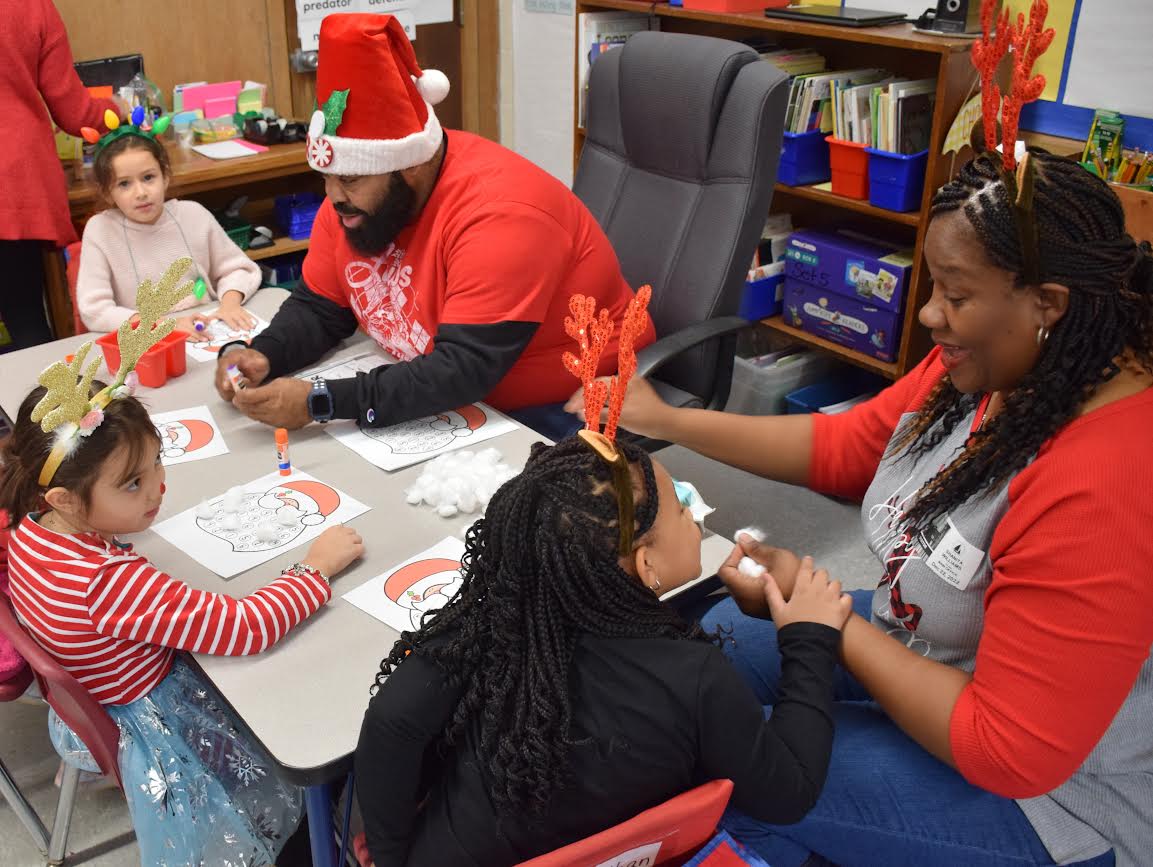 Holiday Celebration For First Graders At Amityville's Northwest