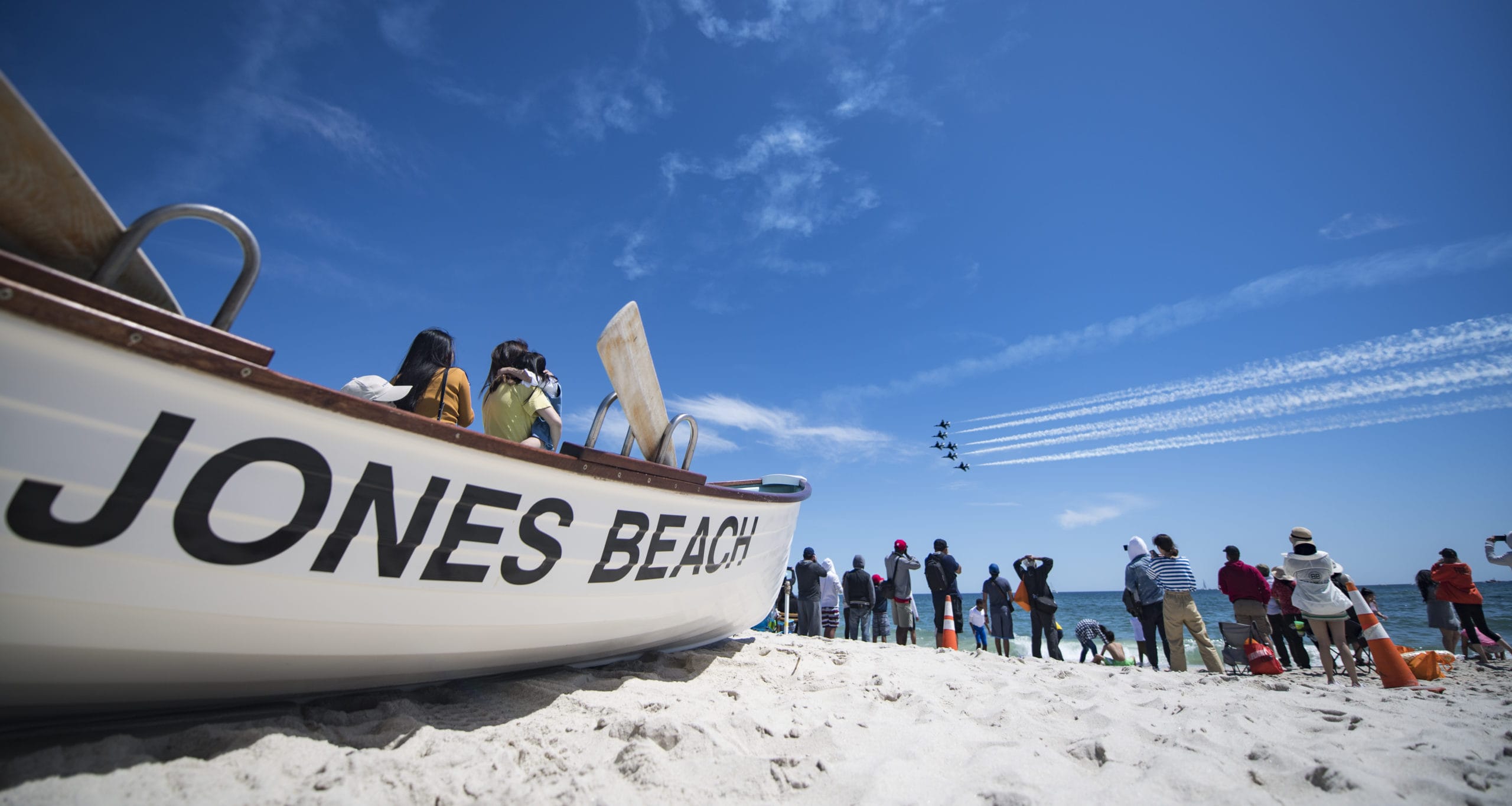 United Air Force Thunderbirds To Headline 19th Annual Bethpage Air Show