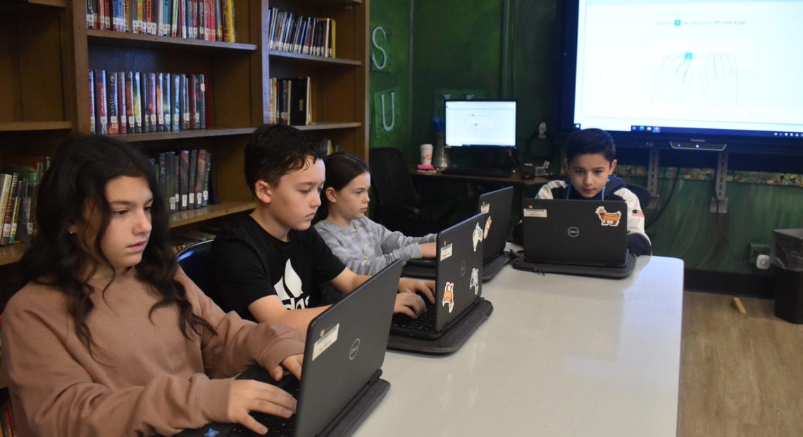 Typing Makes A Comeback In Massapequa Schools