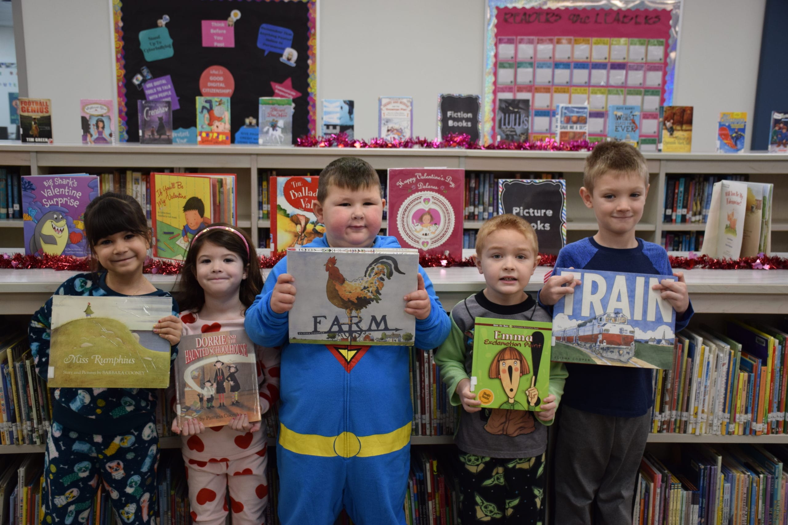 Idle Hour Elementary Celebrates Reading