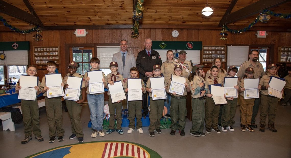 Leg. Tom Donnelly Joins Councilman McSweeney In Honoring North Babylon ‘Arrow Of Light’ Cub Scouts