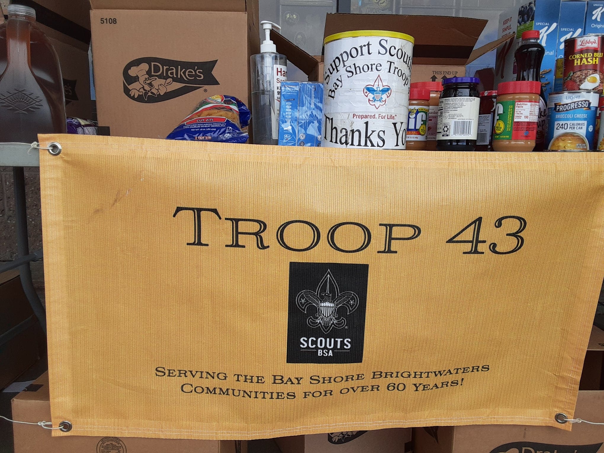 Scouts BSA Troops 43 &#038; 430 Scouting For Food To Support The Bay Shore Community