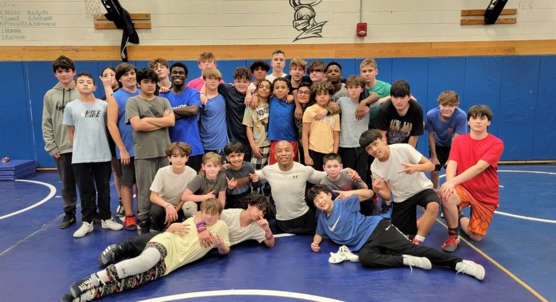 Elwood Middle School Wrestlers Work Out With Rohan Murphy