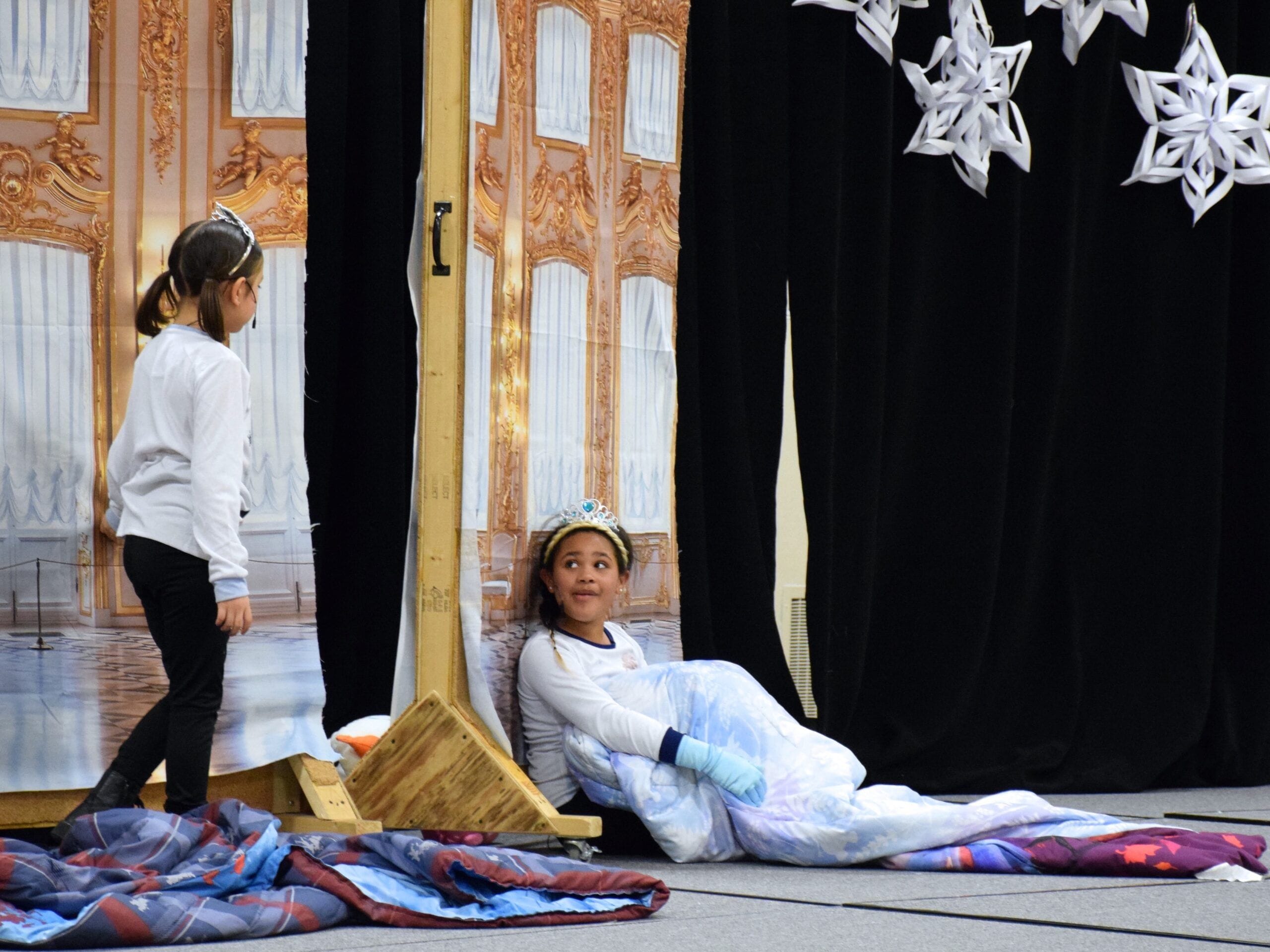 May Moore&#8217;s Magical &#8220;Frozen&#8221; Presented By Second-Grade Actors