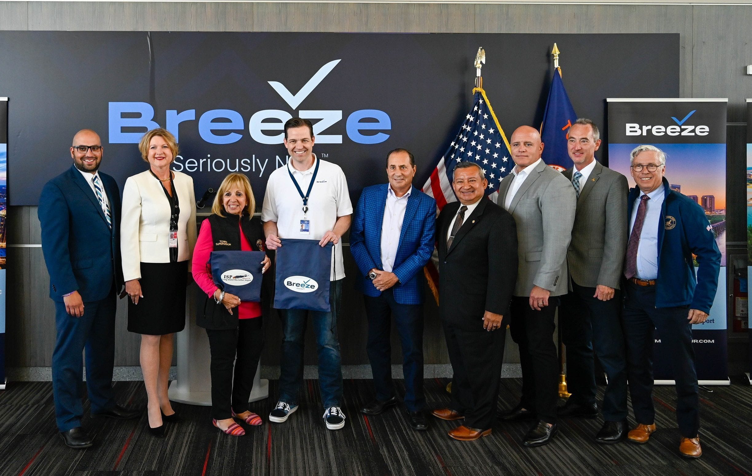 Breeze Airways And Long Island MacArthur Airport Celebrate New Non-Stop Destinations