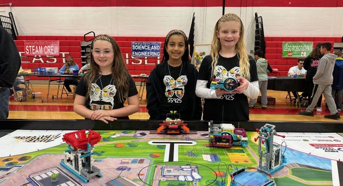 East Islip Holds Impressive, Expanded STEAM Day