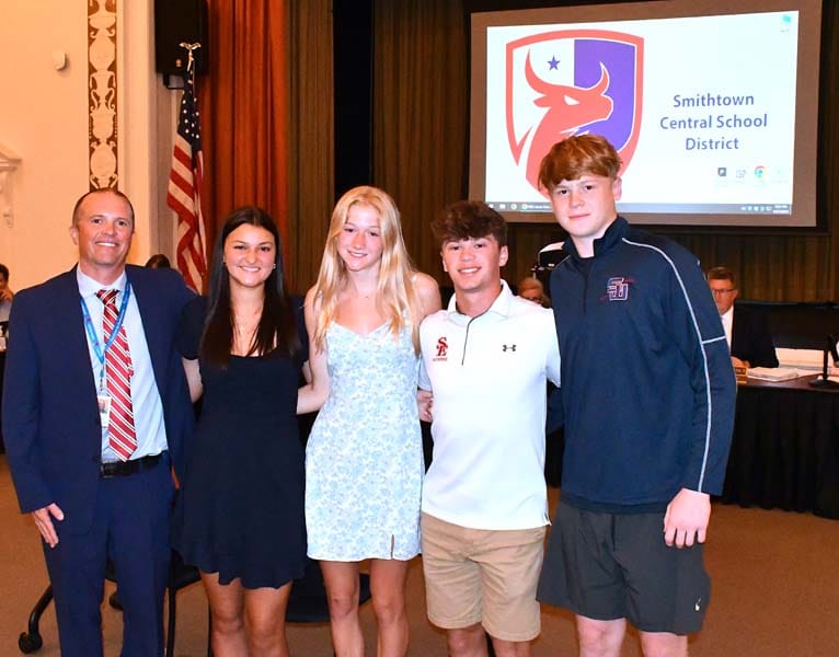 Smithtown Booster Club Names Student Athletes Of The Year