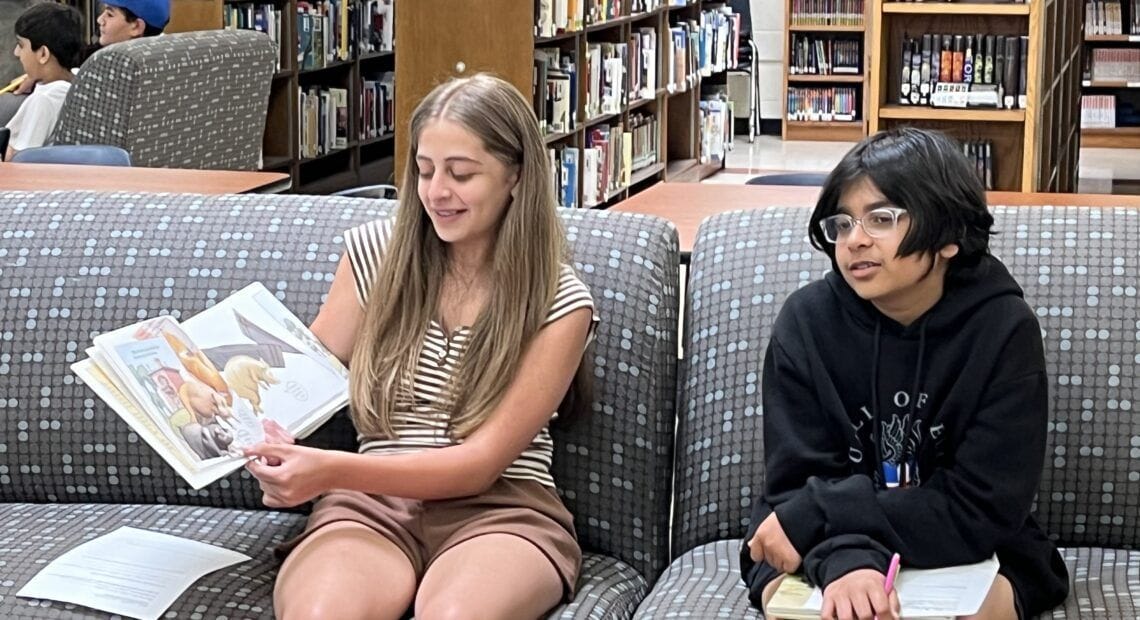 Elwood Middle School FACS Students Learn How To Read To Children