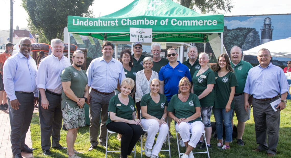 Babylon Town Supervisor Rich Schaeffer And Town Of Babylon Officials Joined Lindenhurst Chamber Board Members To Kick Off WEDNESDAYS ON WELLWOOD