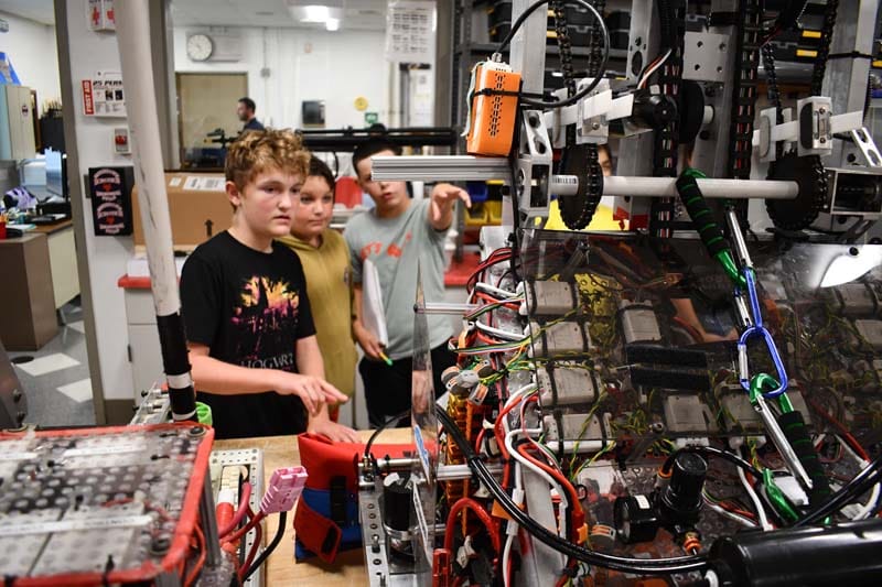 Smithtown Robotics And SCOPE Launches Summer Program