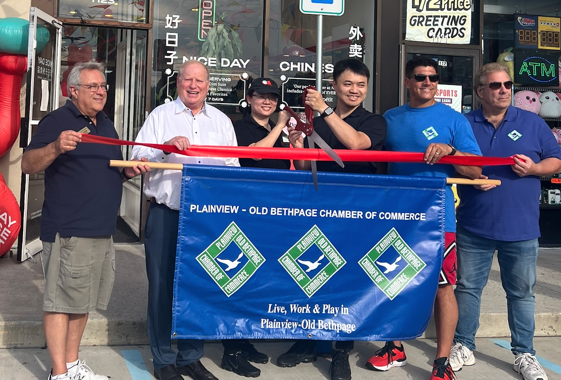 Legislator Drucker, Plainview-Old Bethpage Chamber Of Commerce Welcome Nice Day Chinese Takeout To Plainview
