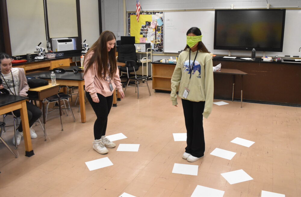 Teams Take On Challenges At Wantagh Eighth Grade Olympics