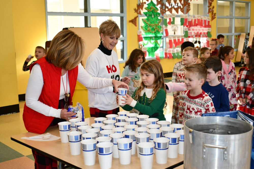 Academy Street Elementary Hops On The Polar Express Long Island Media