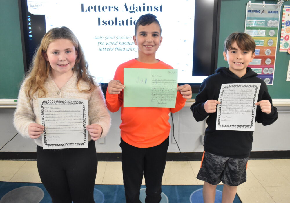 Wantagh&#8217;s Mandalay Students Pen Winter Letters For Seniors