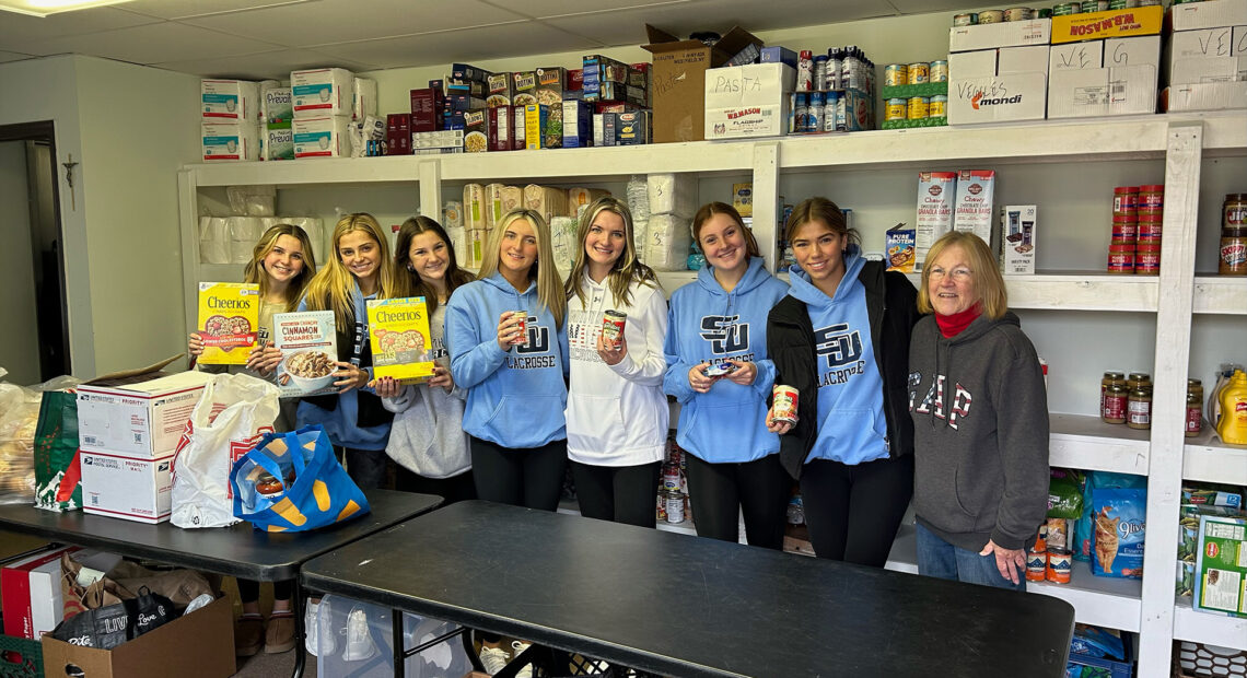 Smithtown High School West Girls Lacrosse Team Gives Back