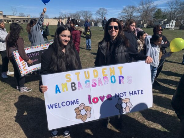 Deer Park&#8217;s Robert Frost Middle School Marches Against Hate
