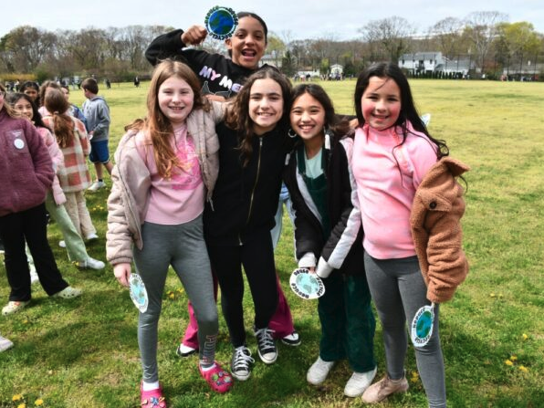 East Islip&#8217;s Ruth C. Kinney Elementary School Celebrates Earth Day With A Walk And A Song