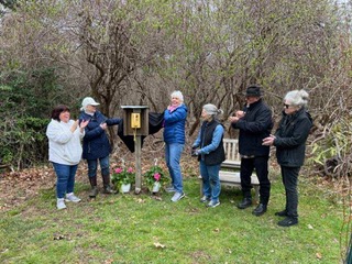 Memorial Garden In Islip, L.I. Installs A &#8216;Wind Phone&#8217; To Give Comfort To Those Grieving Loved Ones Lost To The Opioid Crisis