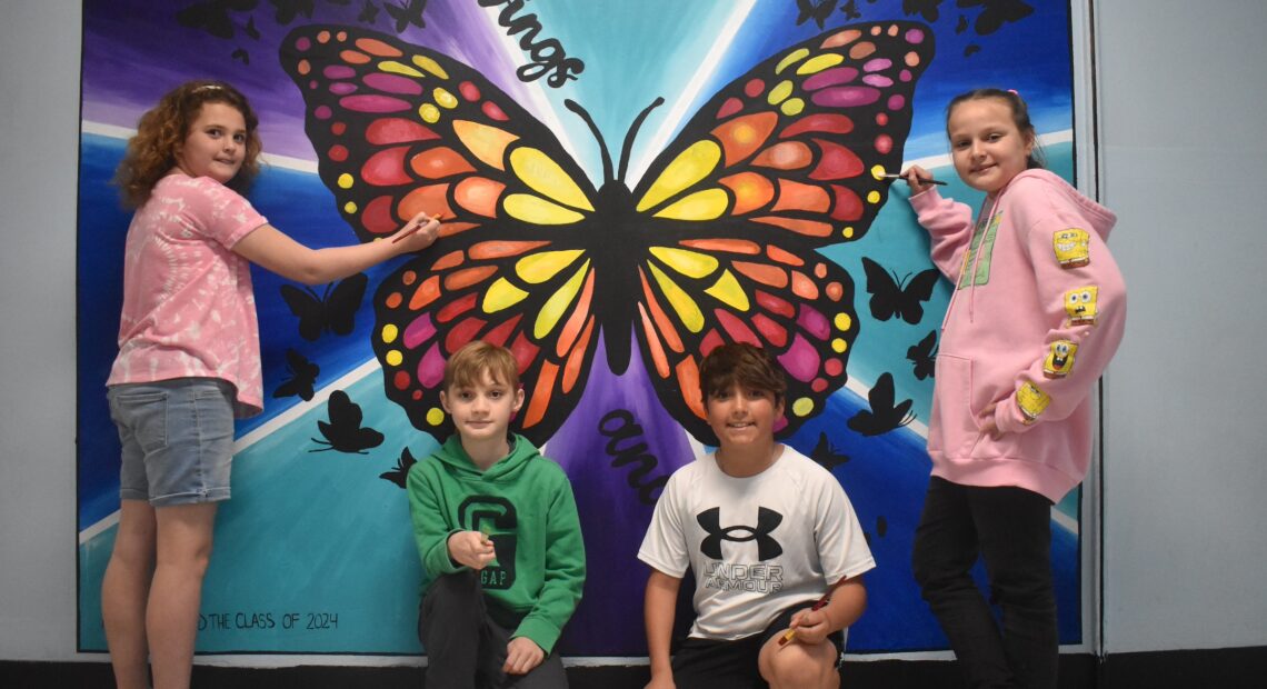 Wantagh Fifth Graders Mural A Collective Display Of Ambition