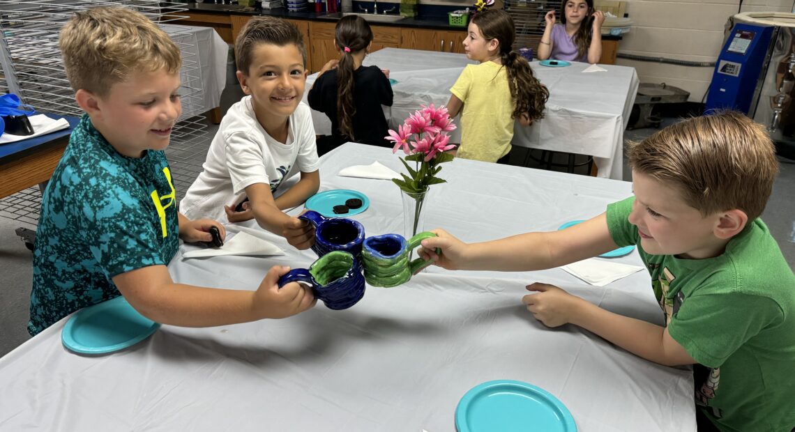 Idle Hour Elementary Art Students Host Celebratory Tea