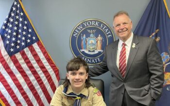 Senator Steve Rhoads Helps Seaford Scout Earn Merit Badge