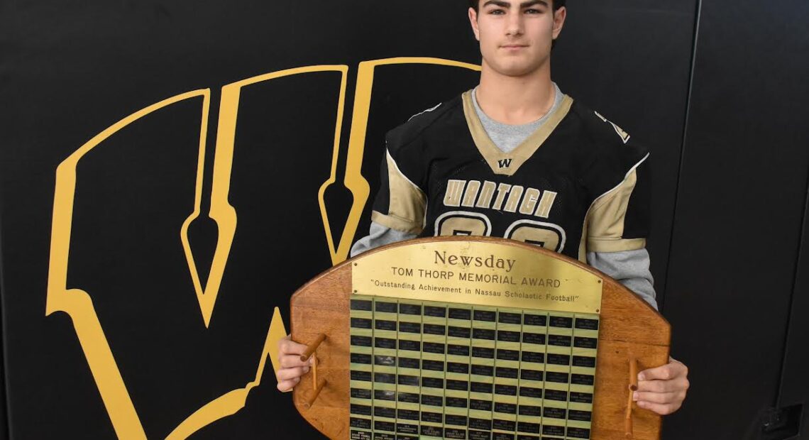 Wantagh Football Gets its First Tom Thorpe Award Winner