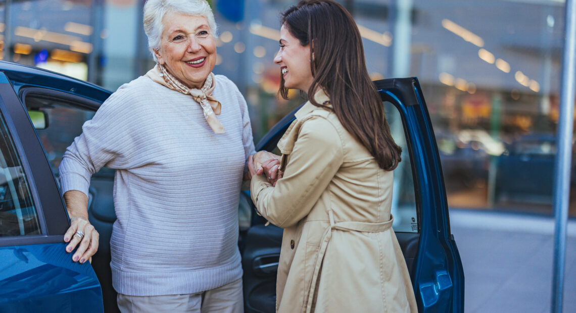 T.R.I.P. Tips for Families Traveling with a Loved One Living with Dementia this Memorial Day Weekend