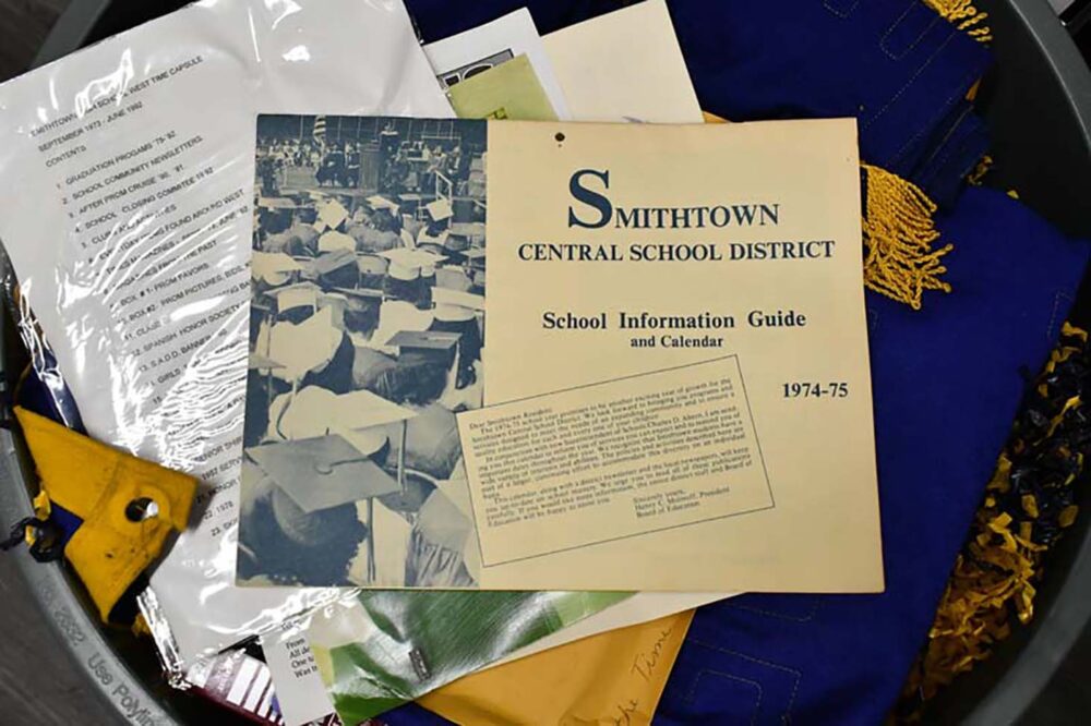 Time Capsule Found At Smithtown High School West