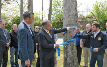 Oyster Bay Launches &lsquo;Back the Blue&rsquo; Ribbon Campaign