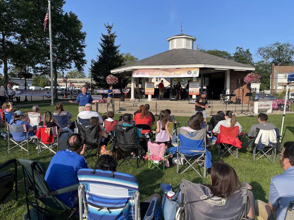 Senator Rhoads Hosts 2nd Annual Sunset Music-Fest