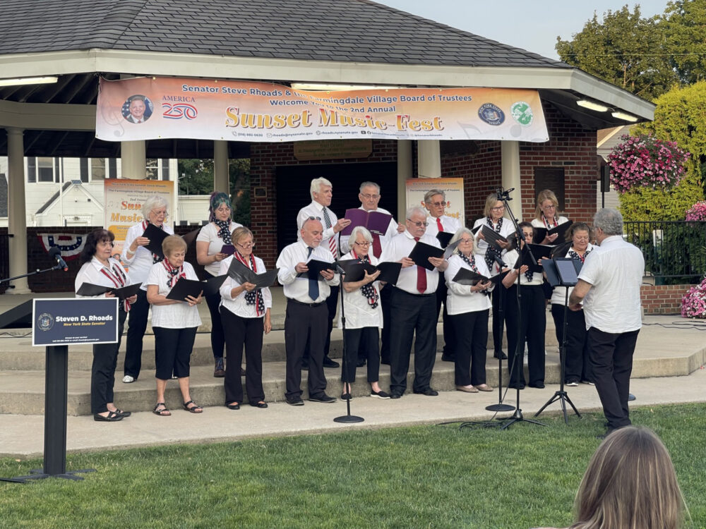 Senator Rhoads Hosts 2nd Annual Sunset Music-Fest